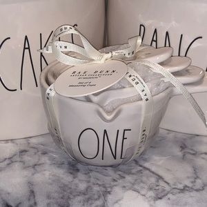 Measuring cups-RAE DUNN